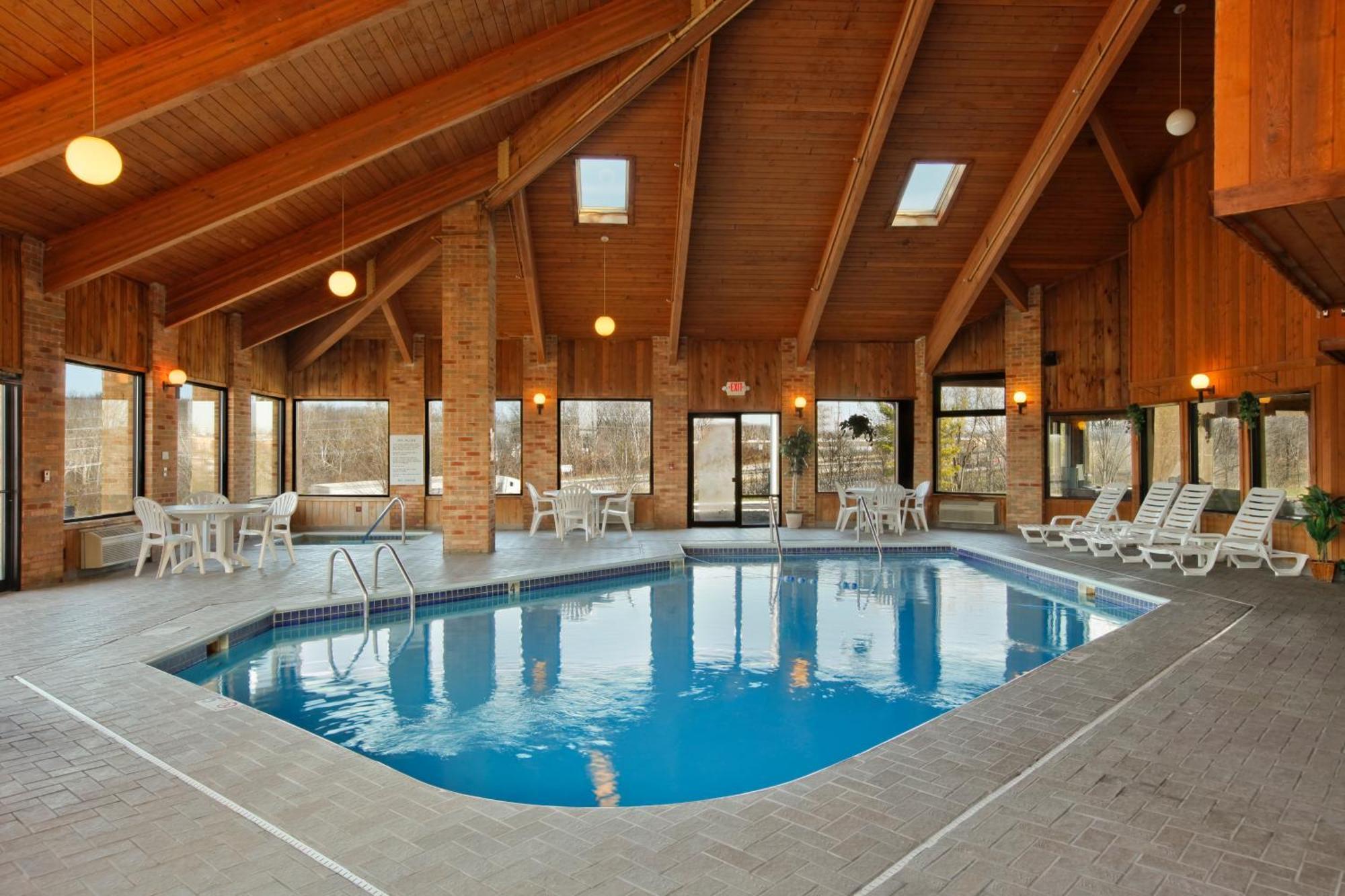 Baymont By Wyndham Warrenton Hotell Eksteriør bilde