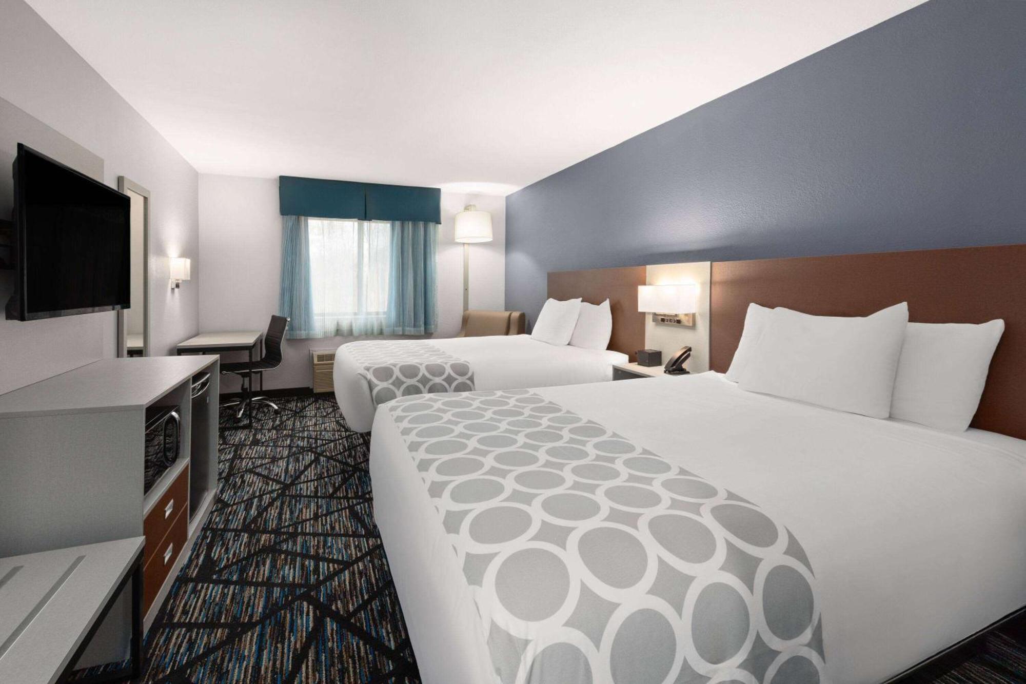 Baymont By Wyndham Warrenton Hotell Eksteriør bilde