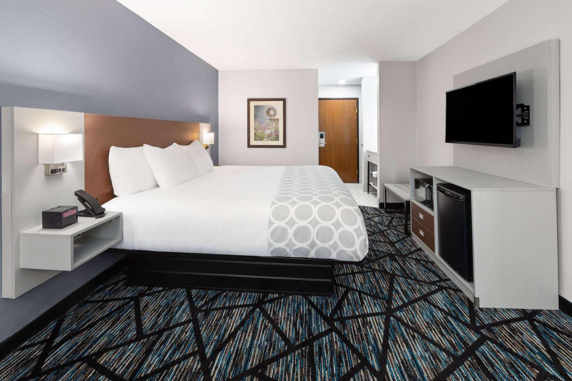 Baymont By Wyndham Warrenton Hotell Eksteriør bilde