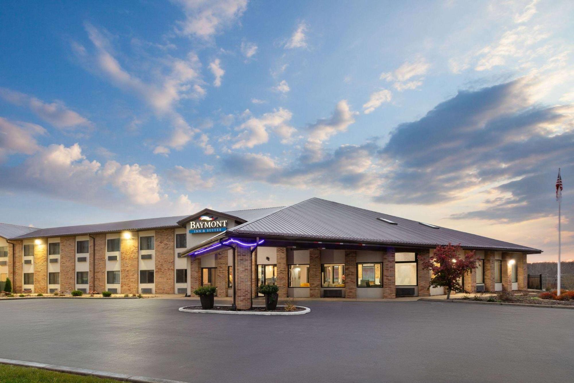 Baymont By Wyndham Warrenton Hotell Eksteriør bilde