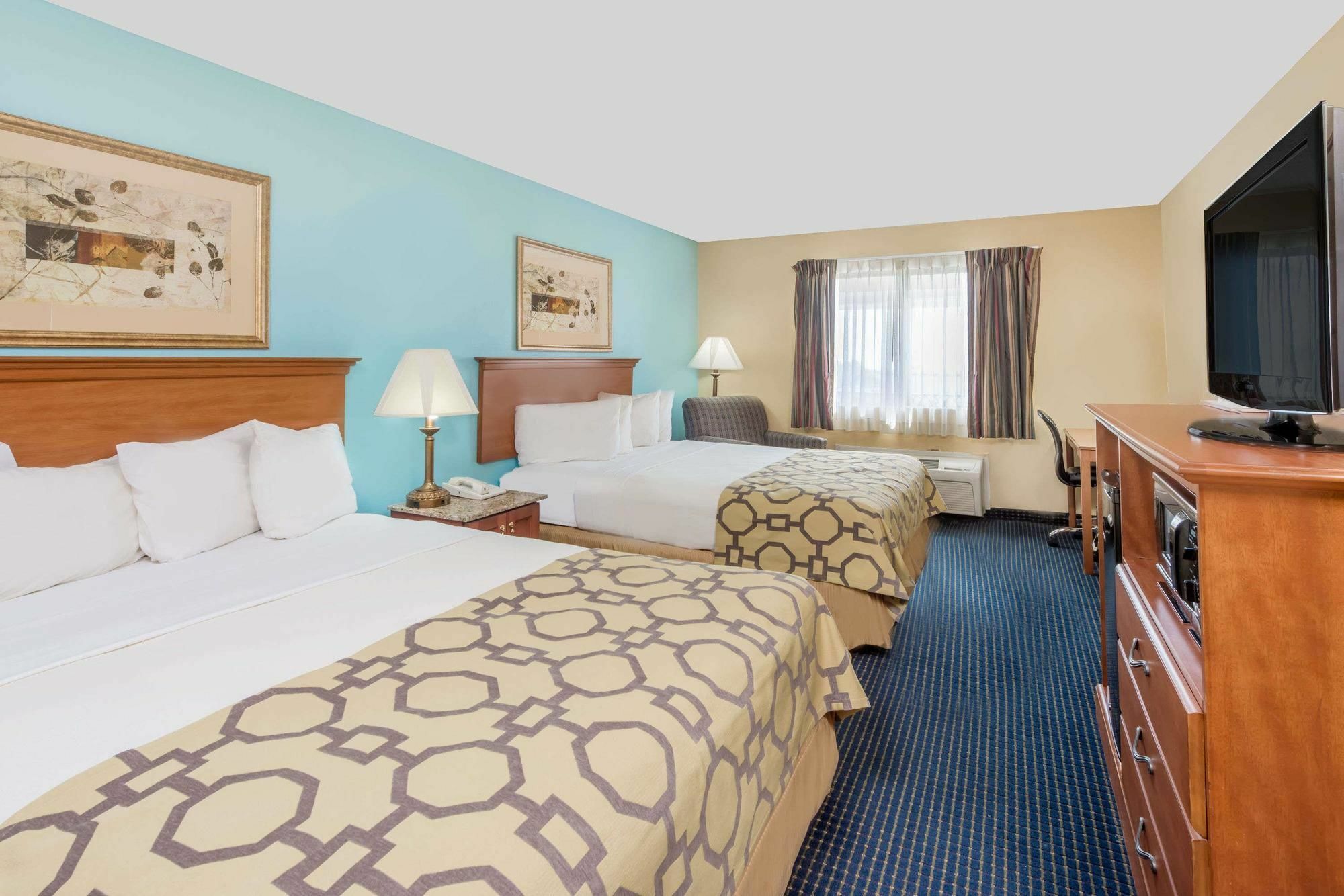 Baymont By Wyndham Warrenton Hotell Eksteriør bilde
