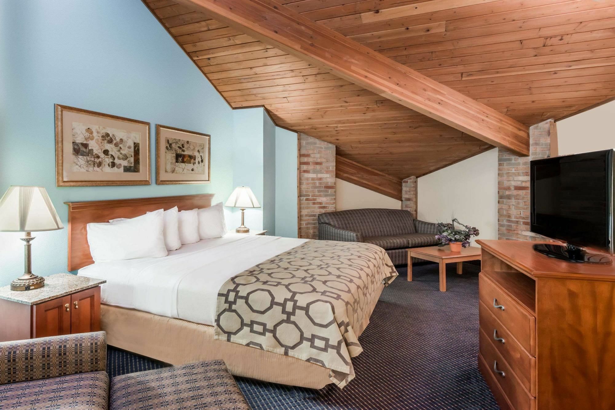 Baymont By Wyndham Warrenton Hotell Eksteriør bilde